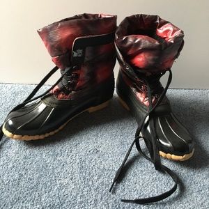 Sporto Red Buffalo Plaid Waterproof Rubber Boots
